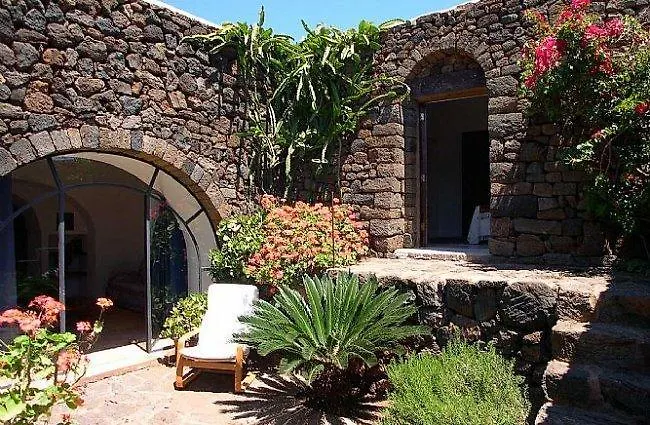 Villa Dammuso Sant'Anna Pantelleria Casa vacanze
