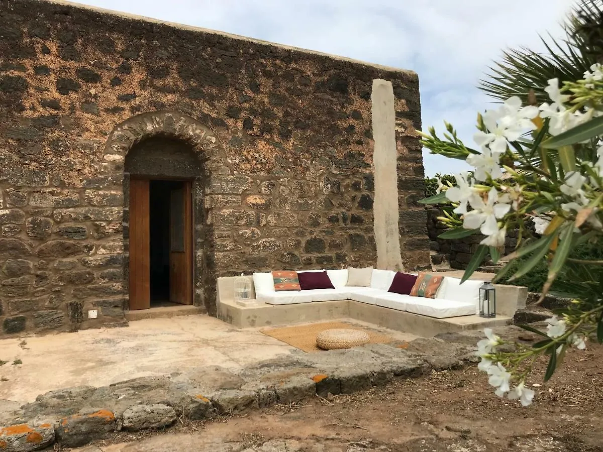 Villa Dammuso Sant'Anna Pantelleria Casa vacanze